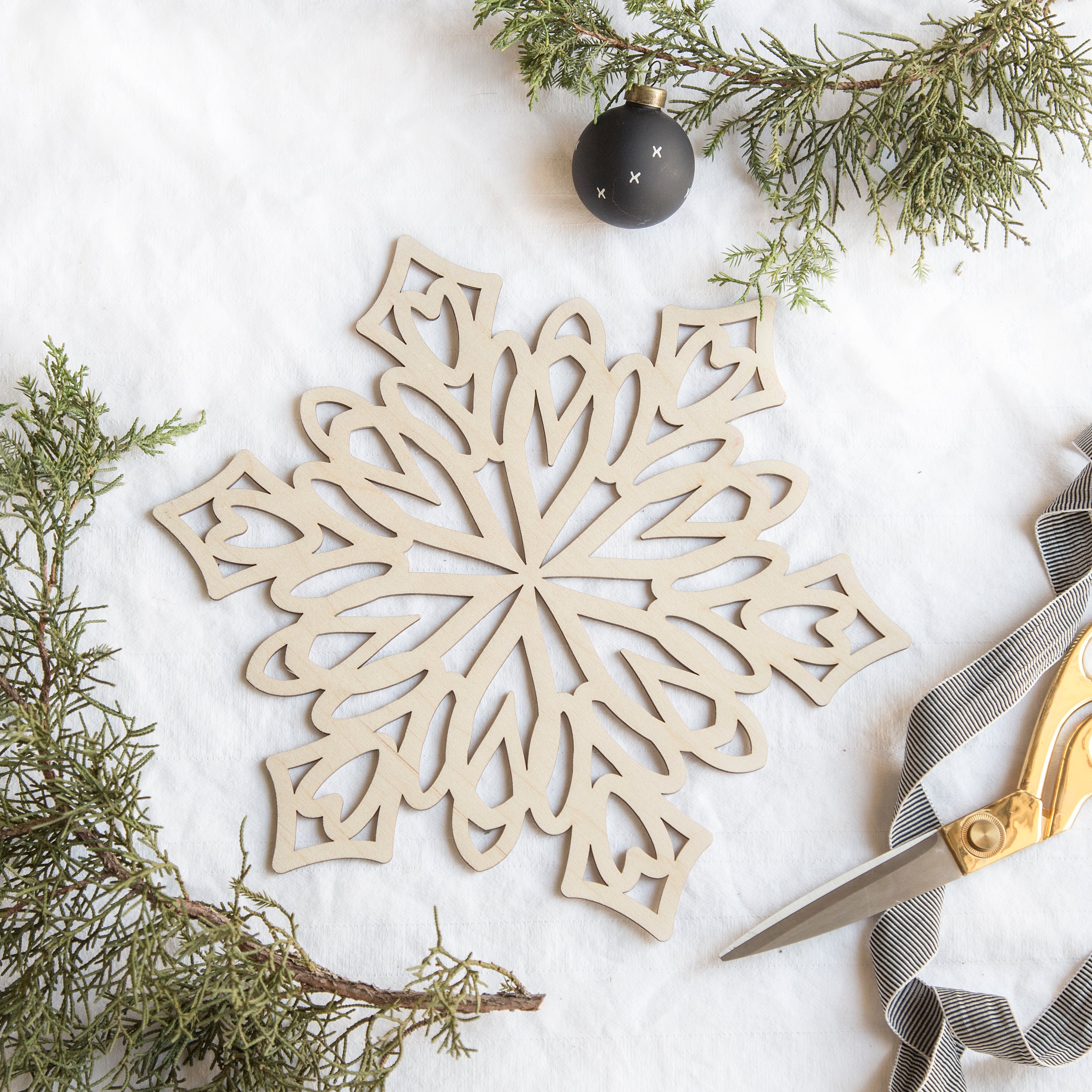 Set of (4) Snowflake Ornaments